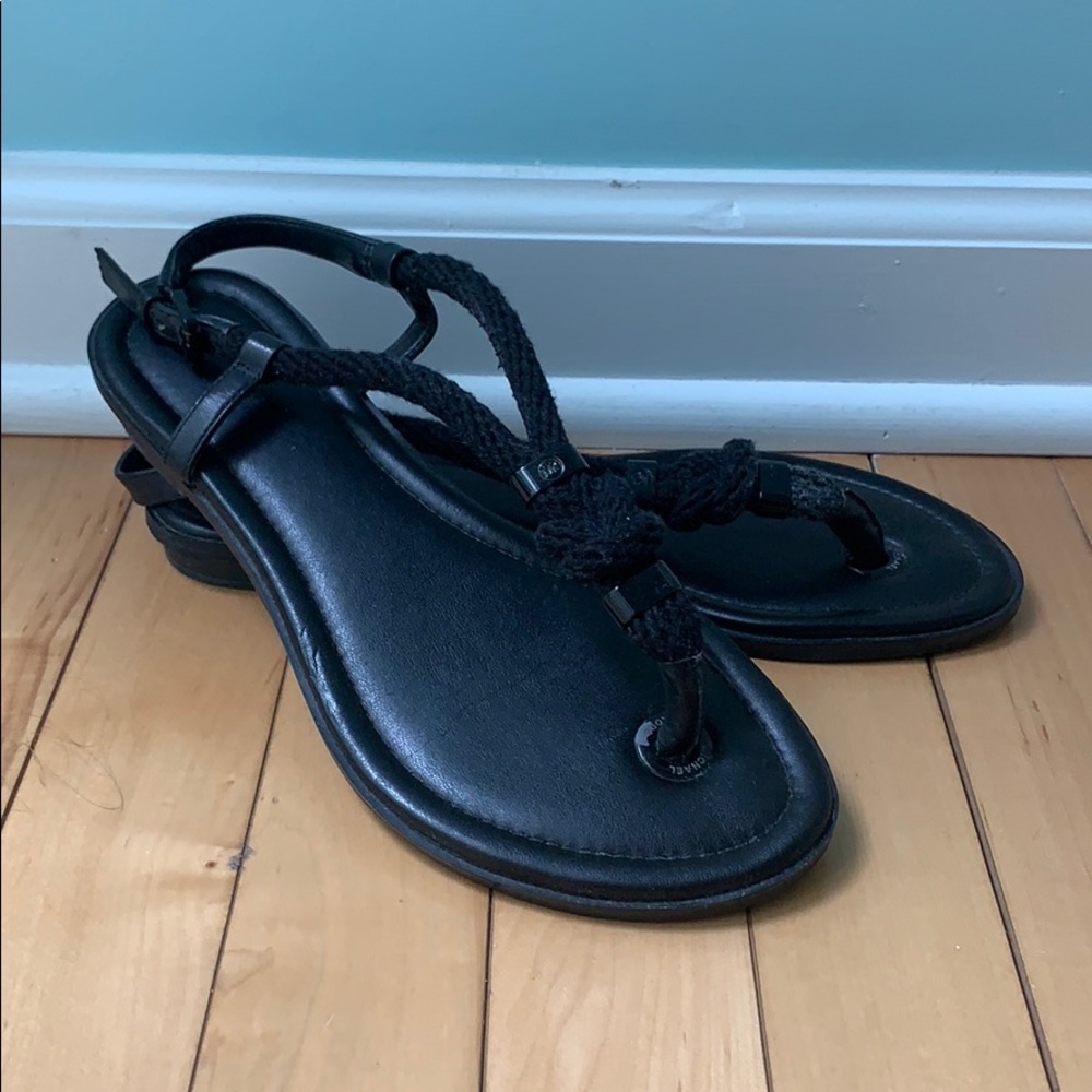 Michael Kors Size 7 Black Sandals